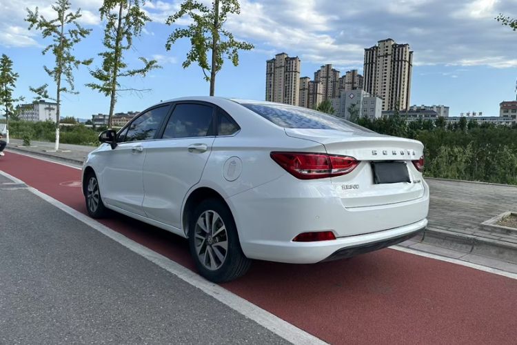 Used BAIC Senova D50 2018 1.5L CVT Luxury Intelligent Drive Edition Exterior 3
