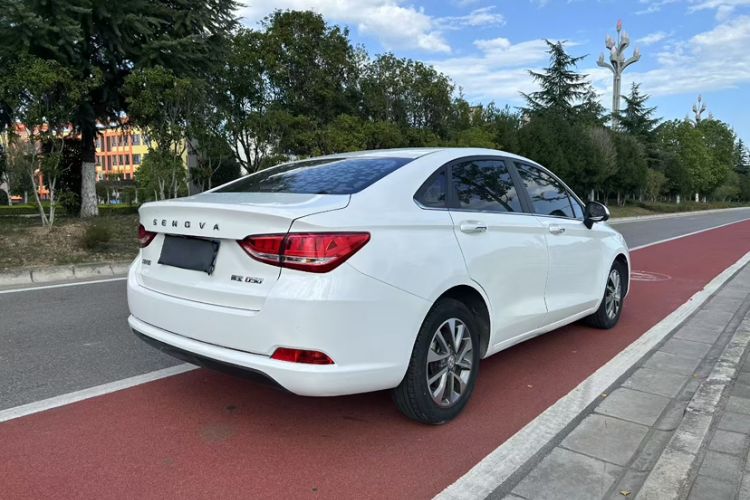Used BAIC Senova D50 2018 1.5L CVT Luxury Intelligent Drive Edition Exterior 5