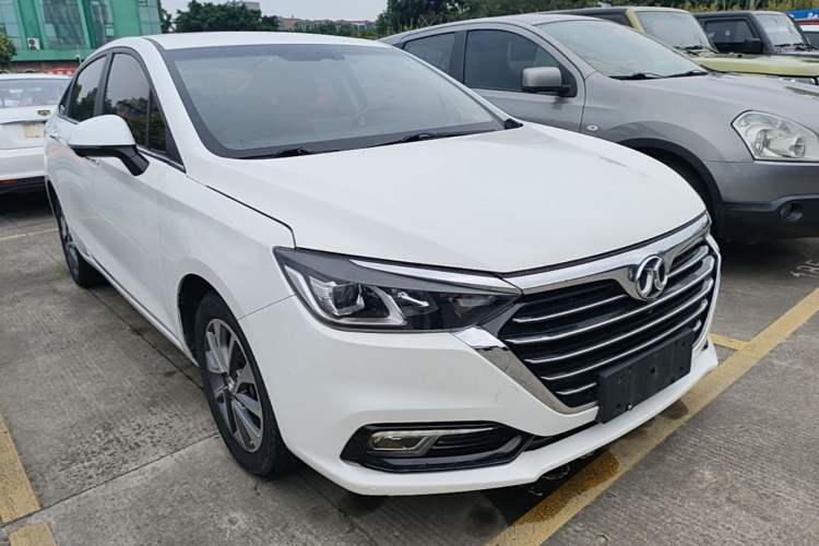 Used BAIC Senova D50 2018 1.5L Manual Prestige Intelligent Drive Edition Front Right 45 Deg