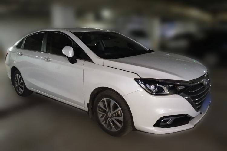Used BAIC Senova D50 2018 1.5L Manual Luxury Intelligent Driving Version Front Right 45 Deg
