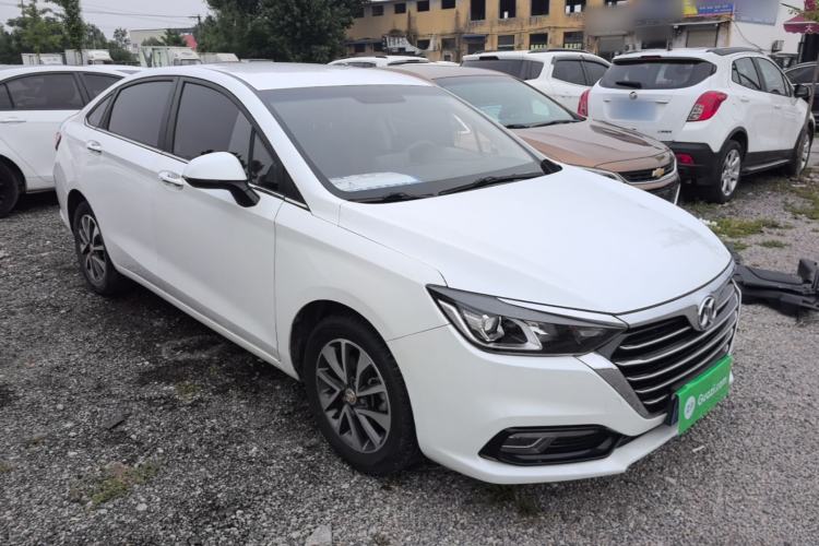 Used BAIC Senova D50 2018 1.5L CVT Luxury Intelligent Drive Edition Front Right 45 Deg