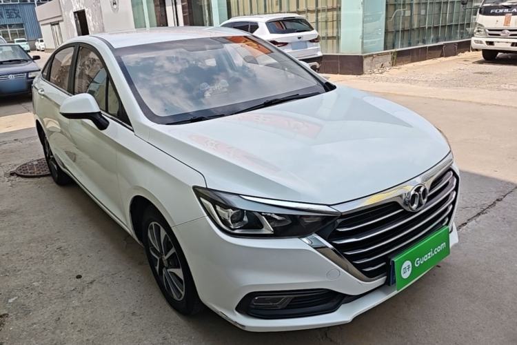 Used BAIC Senova D50 2018 1.5L CVT Luxury Intelligent Drive Edition Front Right 45 Deg
