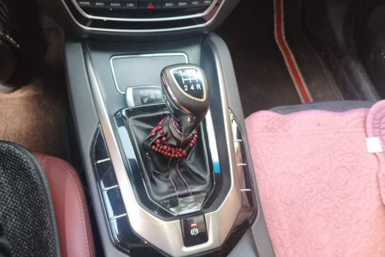 Used BAIC Senova D50 2018 1.5L Manual Prestige Intelligent Drive Edition Gear Lever