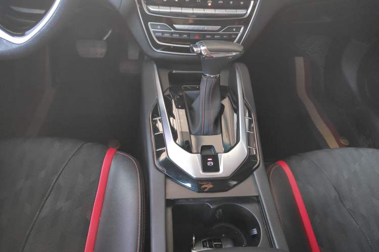 Used BAIC Senova D50 2018 1.5L CVT Luxury Intelligent Drive Edition Gear Lever