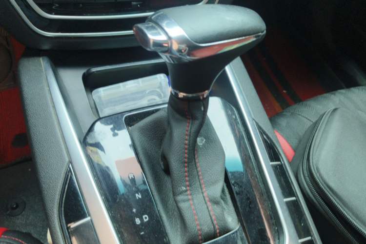 Used BAIC Senova D50 2018 1.5L CVT Luxury Intelligent Drive Edition Gear Lever