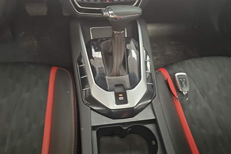 Used BAIC Senova D50 2018 1.5L CVT Luxury Intelligent Drive Edition Gear Lever
