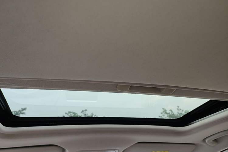 Used BAIC Senova D50 2018 1.5L Manual Prestige Intelligent Drive Edition Headliner