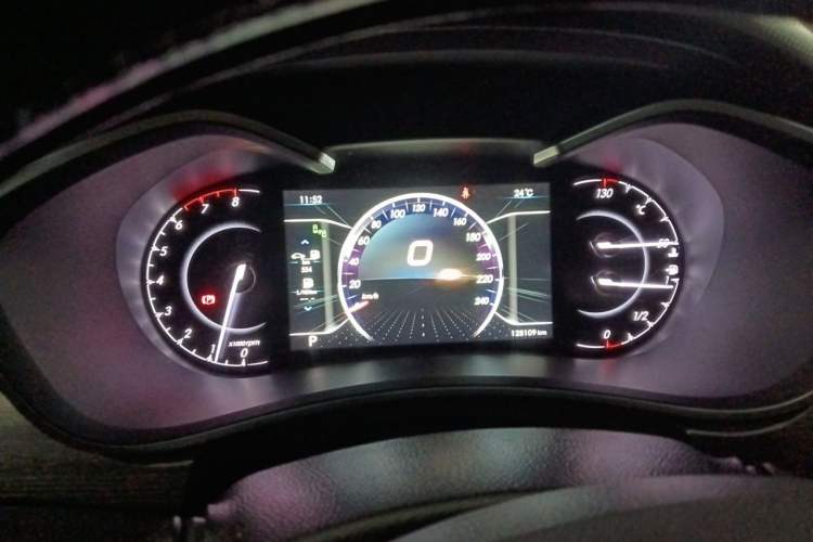 Used BAIC Senova D50 2018 1.5L CVT Prestige Smart Connectivity Edition Instrument Cluster