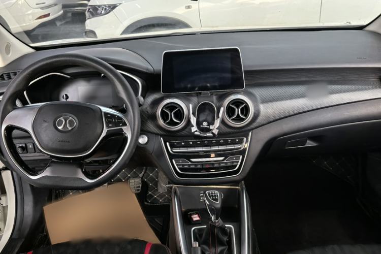 Used BAIC Senova D50 2018 1.5L Manual Luxury Intelligent Driving Version Interior 1