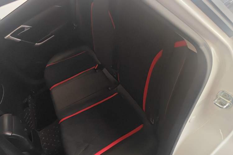 Used BAIC Senova D50 2018 1.5L Manual Luxury Intelligent Driving Version Interior 1