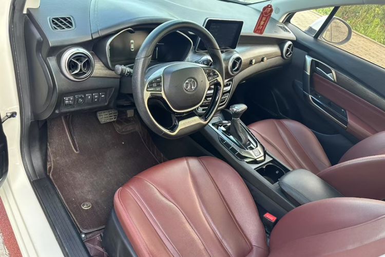 Used BAIC Senova D50 2018 1.5L CVT Luxury Intelligent Drive Edition Interior 2