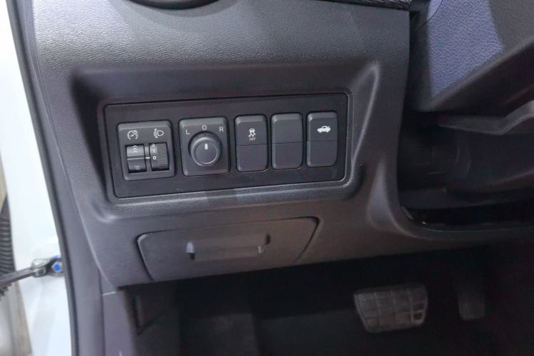 Used BAIC Senova D50 2018 1.5L CVT Luxury Intelligent Drive Edition Interior 2