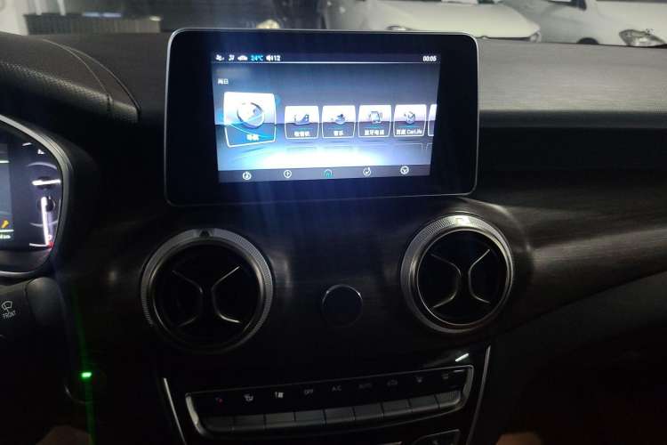Used BAIC Senova D50 2018 1.5L Manual Prestige Intelligent Drive Edition Interior 5