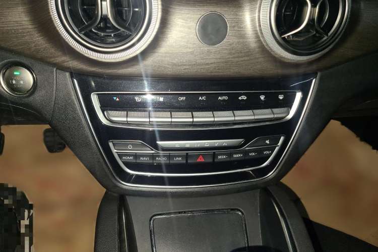 Used BAIC Senova D50 2018 1.5L Manual Prestige Intelligent Drive Edition Interior 6