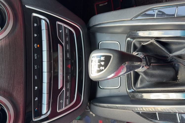Used BAIC Senova D50 2018 1.5L Manual Prestige Intelligent Drive Edition Interior 6
