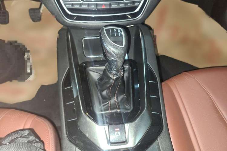 Used BAIC Senova D50 2018 1.5L Manual Prestige Intelligent Drive Edition Interior 7