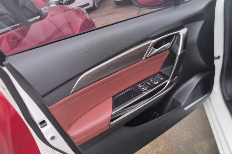 Used BAIC Senova D50 2018 1.5L Manual Prestige Intelligent Drive Edition Left Front Door Interior