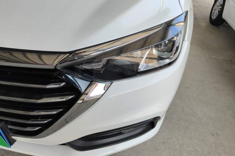 Used BAIC Senova D50 2018 1.5L CVT Luxury Intelligent Drive Edition Left Front Headlight