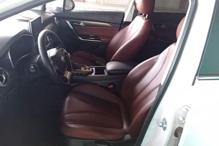 Used BAIC Senova D50 2018 1.5L CVT Prestige Intelligent Drive Edition Left Front Seat