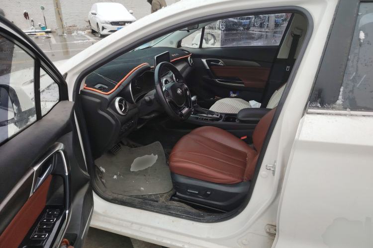 Used BAIC Senova D50 2018 1.5L CVT Prestige Smart Connectivity Edition Left Front Seat
