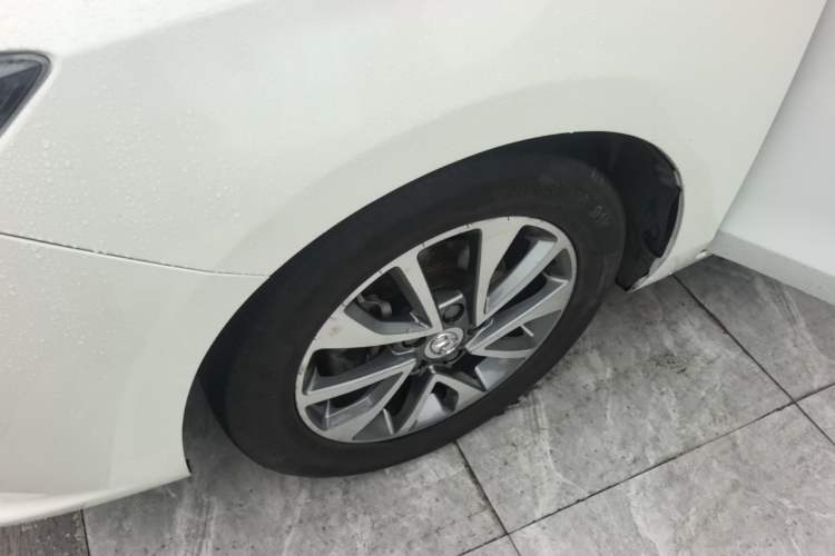 Used BAIC Senova D50 2018 1.5L CVT Luxury Intelligent Drive Edition Left Front Wheel Hub