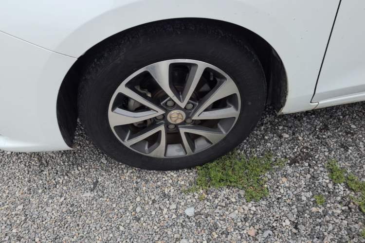 Used BAIC Senova D50 2018 1.5L CVT Luxury Intelligent Drive Edition Left Front Wheel Hub