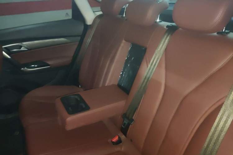 Used BAIC Senova D50 2018 1.5L CVT Prestige Intelligent Drive Edition Left Rear Seat