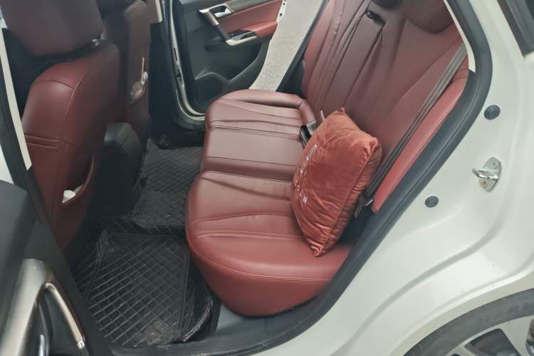 Used BAIC Senova D50 2018 1.5L CVT Prestige Intelligent Drive Edition Left Rear Seat