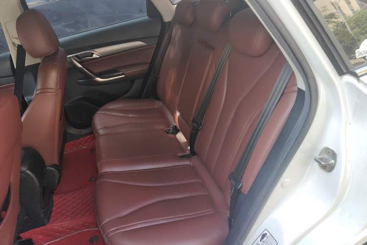 Used BAIC Senova D50 2018 1.5L CVT Prestige Intelligent Drive Edition Left Rear Seat