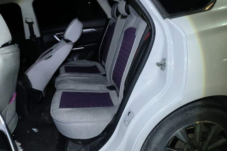 Used BAIC Senova D50 2018 1.5L Manual Luxury Intelligent Driving Version Left Rear Seat