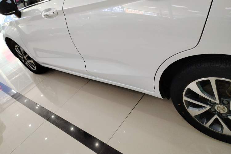 Used BAIC Senova D50 2018 1.5L CVT Luxury Intelligent Drive Edition Left Side Sill