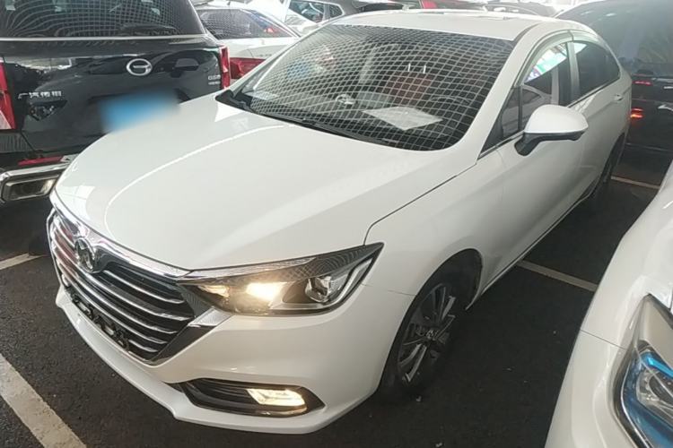 Used BAIC Senova D50 2018 1.5L Manual Prestige Intelligent Drive Edition Guazi used car, China used car export, Used car for sale, Used BAIC cars, Cheapest cars for sale