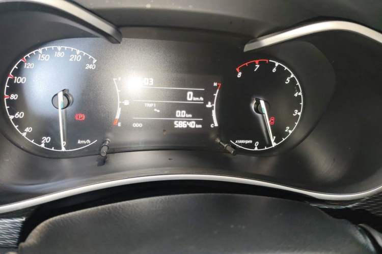 Used BAIC Senova D50 2018 1.5L Manual Luxury Intelligent Driving Version Odometer Close Up