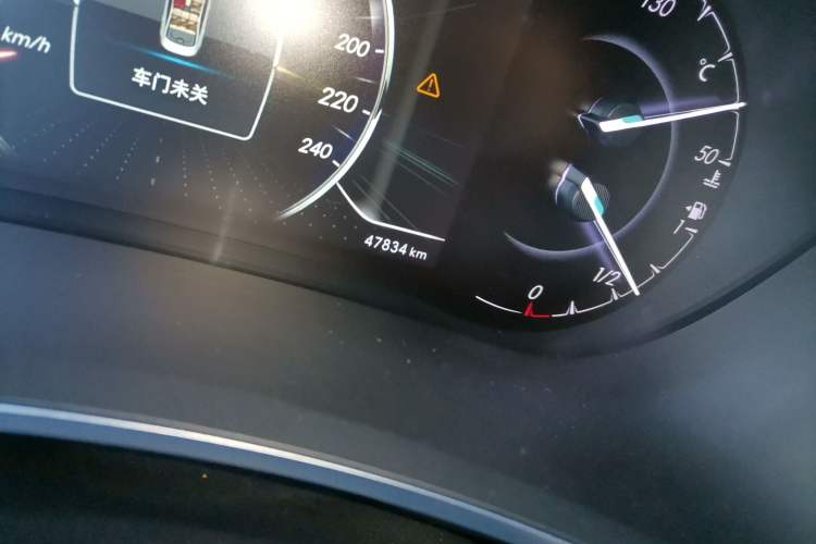 Used BAIC Senova D50 2018 1.5L CVT Prestige Intelligent Drive Edition Odometer Close Up