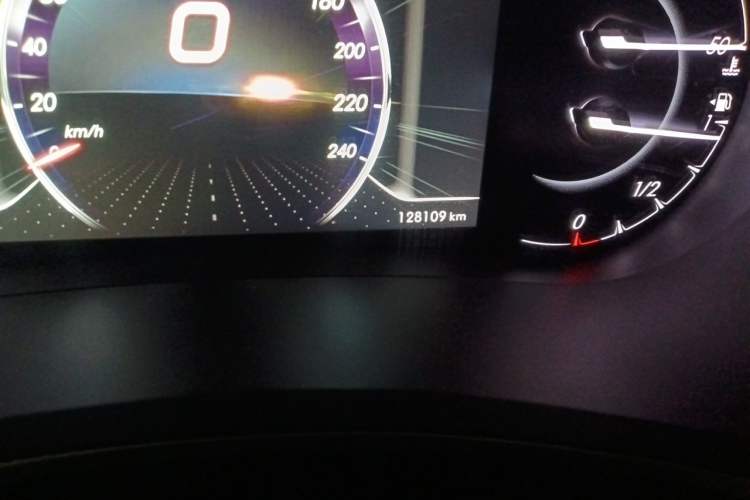 Used BAIC Senova D50 2018 1.5L CVT Prestige Smart Connectivity Edition Odometer Close Up