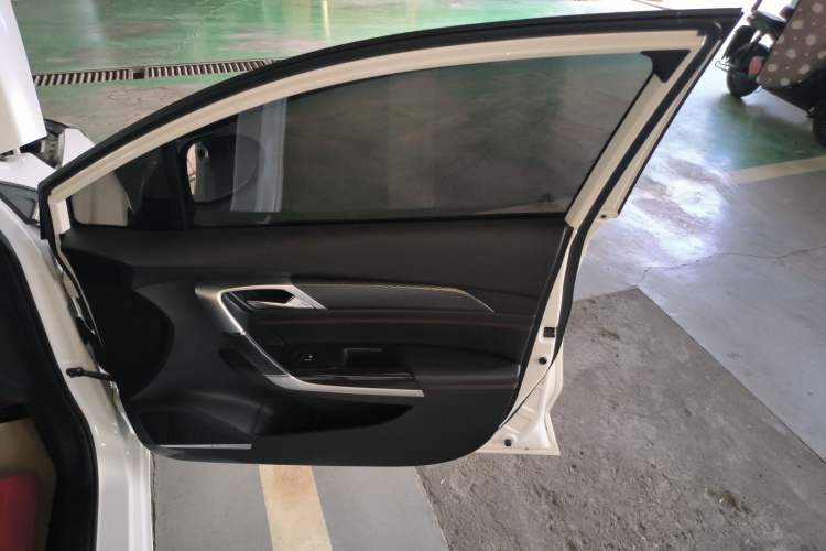 Used BAIC Senova D50 2018 1.5L CVT Luxury Intelligent Drive Edition Right Front Door Interior