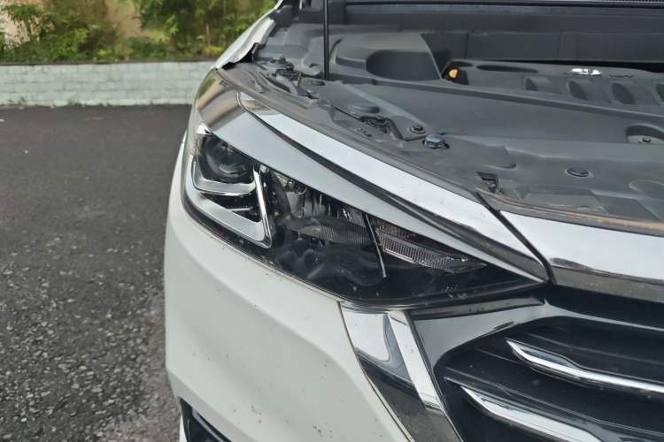 Used BAIC Senova D50 2018 1.5L CVT Prestige Intelligent Drive Edition Right Front Headlight