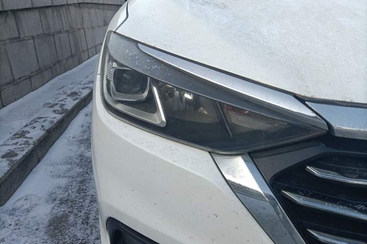 Used BAIC Senova D50 2018 1.5L CVT Prestige Intelligent Drive Edition Right Front Headlight