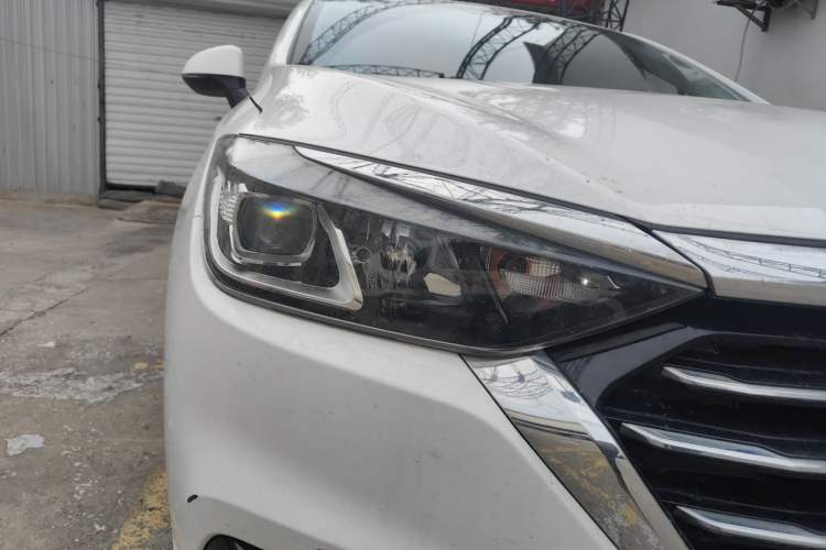 Used BAIC Senova D50 2018 1.5L Manual Luxury Intelligent Driving Version Right Front Headlight