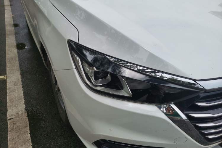 Used BAIC Senova D50 2018 1.5L Manual Prestige Intelligent Drive Edition Right Front Headlight