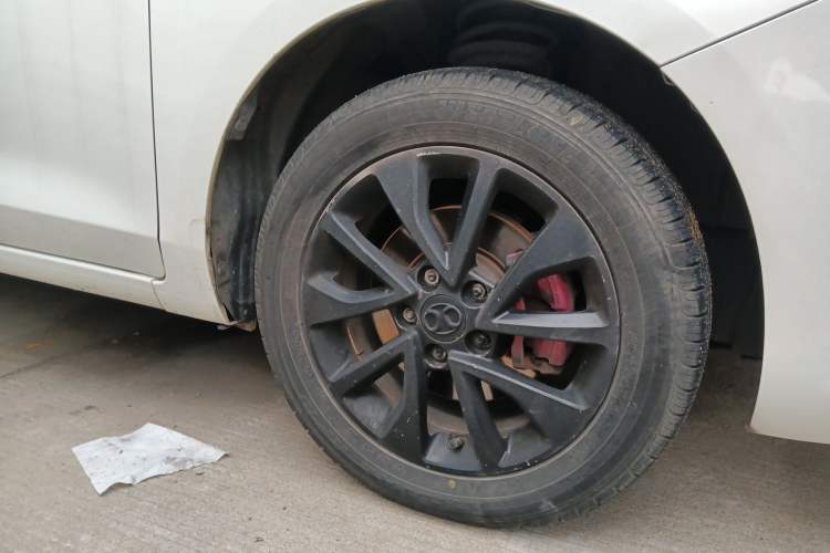 Used BAIC Senova D50 2018 1.5L CVT Prestige Intelligent Drive Edition Right Front Wheel Hub