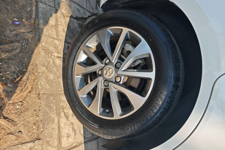 Used BAIC Senova D50 2018 1.5L Manual Prestige Intelligent Drive Edition Right Rear Wheel Hub