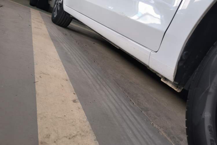Used BAIC Senova D50 2018 1.5L CVT Luxury Intelligent Drive Edition Right Side Sill