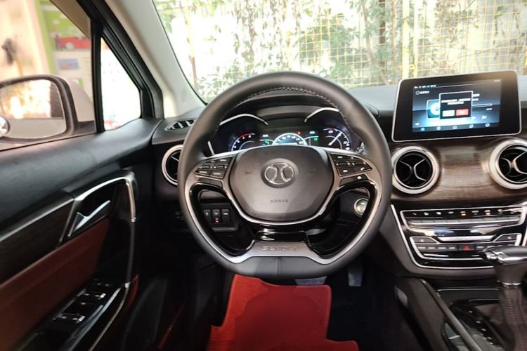 Used BAIC Senova D50 2018 1.5L CVT Prestige Intelligent Drive Edition Steering Wheel