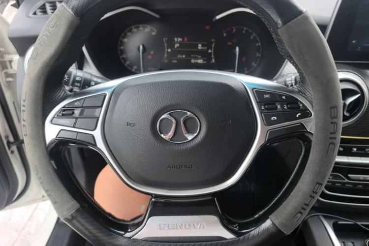 Used BAIC Senova D50 2018 1.5L CVT Luxury Intelligent Drive Edition Steering Wheel