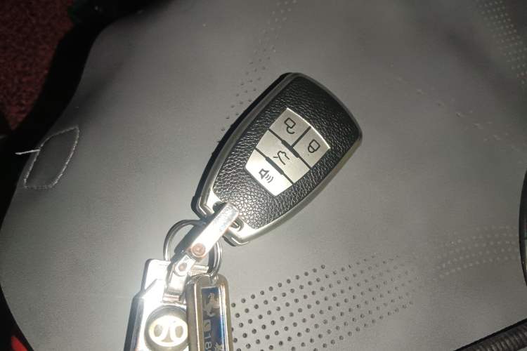 Used BAIC Senova D50 2018 1.5L Manual Luxury Intelligent Driving Version Vehicle Key
