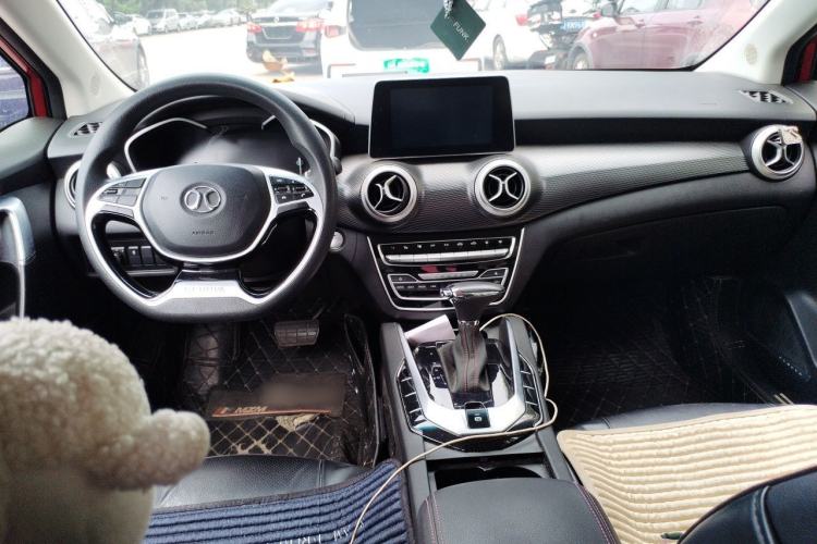 Used BAIC Senova D50 2019 1.5L CVT Luxury Edition China V Center Console