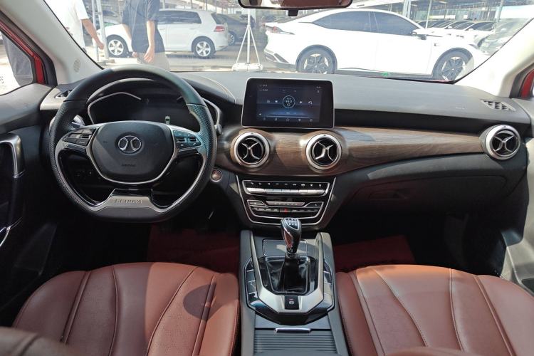 Used BAIC Senova D50 2019 1.5L Manual Prestige Edition China VI Interior 3