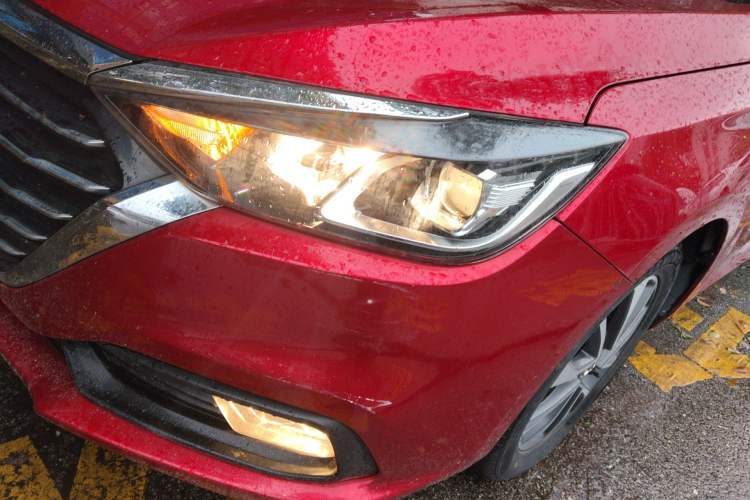 Used BAIC Senova D50 2019 1.5L CVT Luxury Edition China V Left Front Headlight