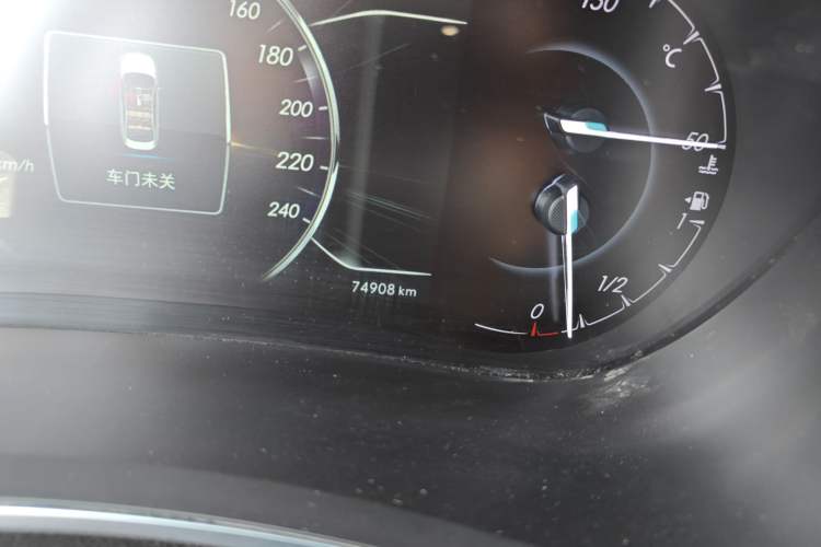 Used BAIC Senova D50 2019 1.5L Manual Prestige Edition China VI Odometer Close Up
